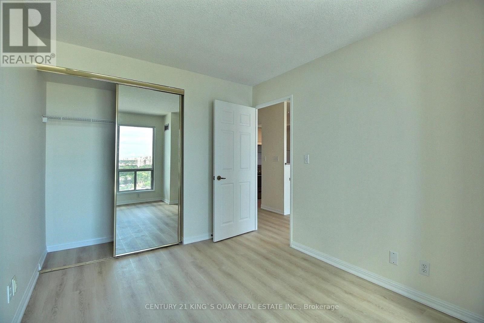 1701 - 8 Lee Centre Drive, Toronto, Ontario  M1H 3H8 - Photo 8 - E13803282