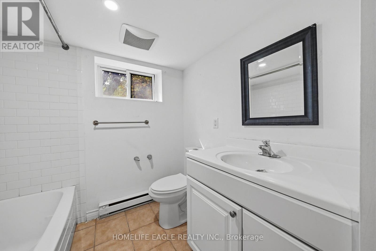 3 Bluewater Avenue, Toronto, Ontario  M1N 1K3 - Photo 20 - E13803452