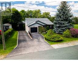 108 QUEENSWAY DRIVE, Woolwich, Ontario