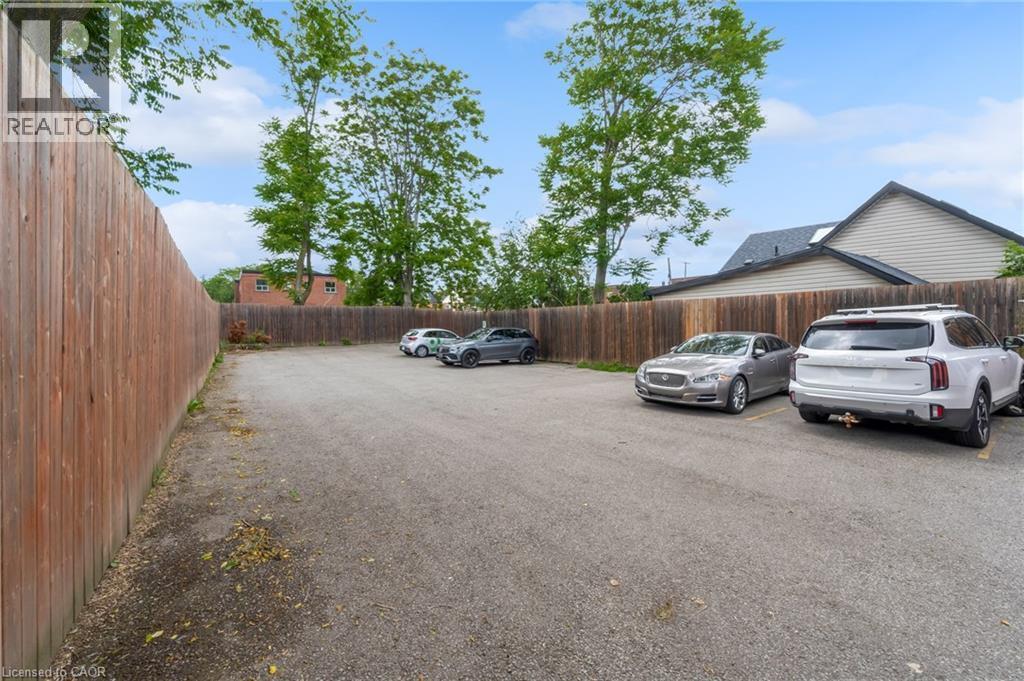 16 Myrtle Avenue Unit# 4, Hamilton, Ontario  L8M 2E9 - Photo 8 - 40839504
