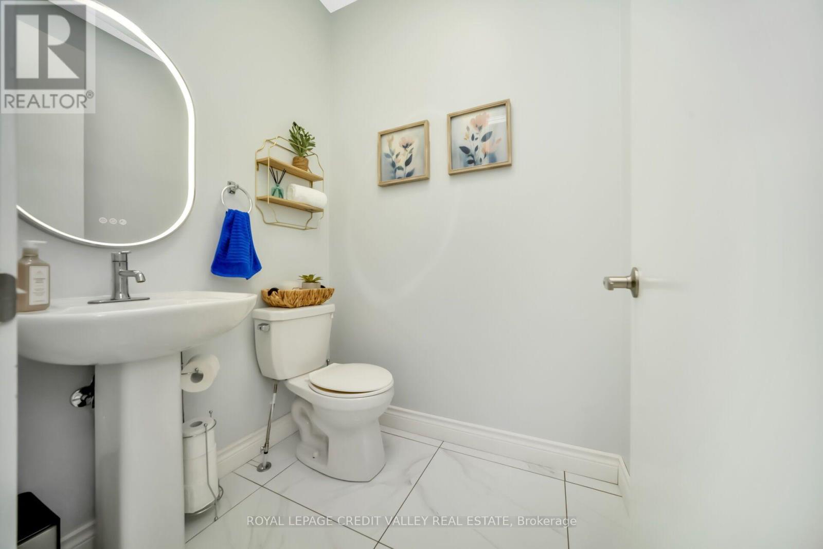 336 Elyse Court, Aurora, Ontario  L4G 2C9 - Photo 8 - N13803280