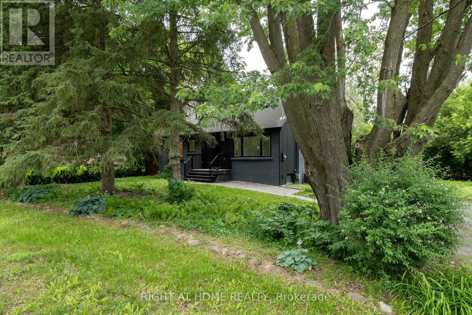 30 Morton Avenue, East Gwillimbury (Sharon), Ontario  L0G 1V0 - Photo 44 - N13803402