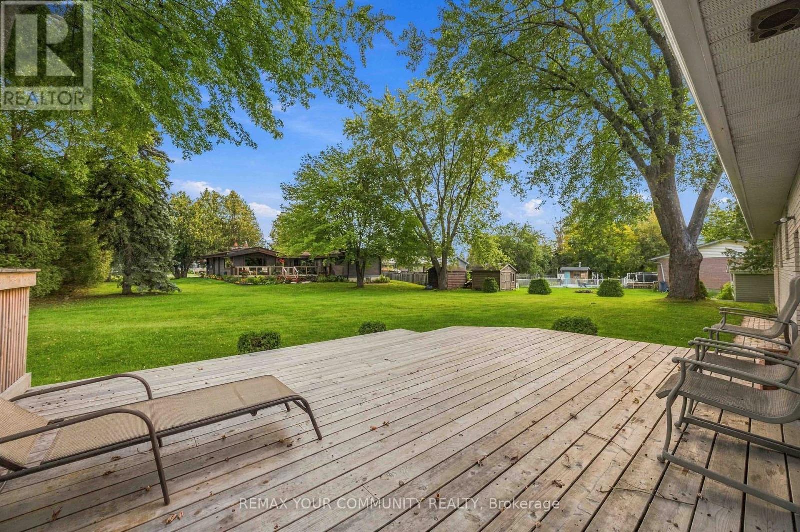 29 Medina Square, Georgina, Ontario  L4P 1C8 - Photo 29 - N13803424