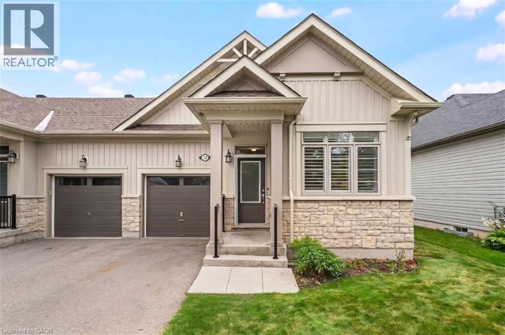 37 MIDDLETON Avenue, Fergus, Ontario