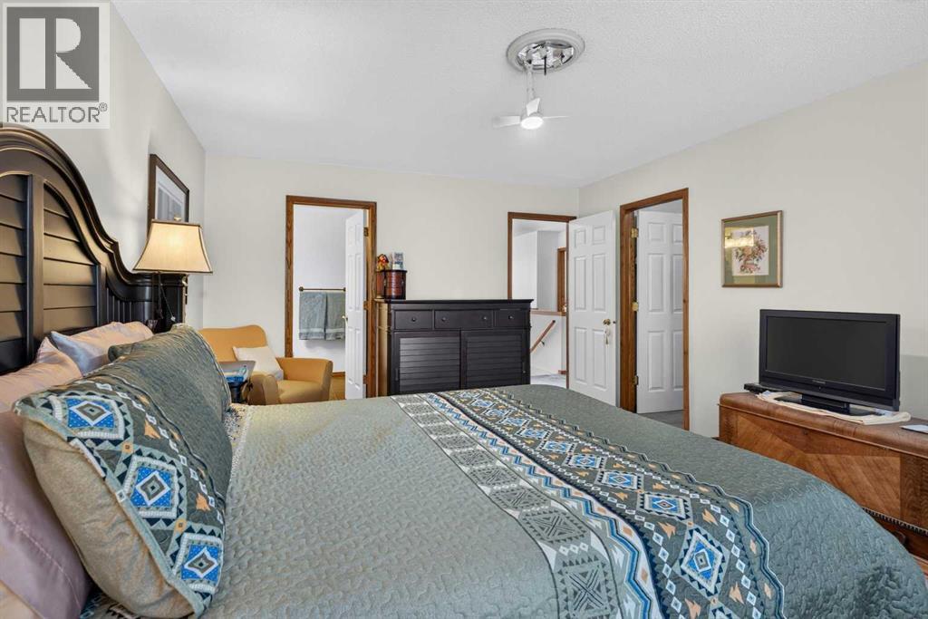 9867 Hidden Valley Drive NW, Calgary, Alberta  T3A 5K5 - Photo 24 - A2342671