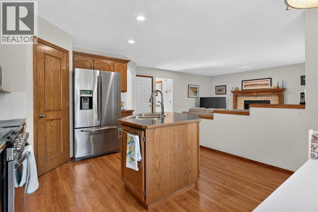 9867 Hidden Valley Drive NW, Calgary, Alberta  T3A 5K5 - Photo 15 - A2342671