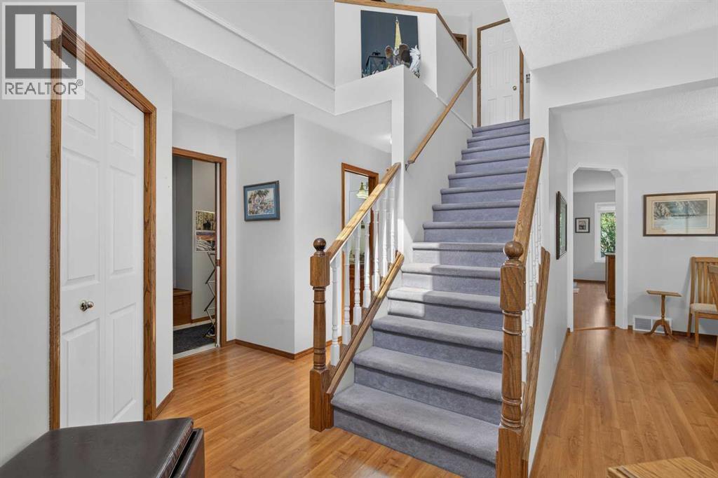 9867 Hidden Valley Drive NW, Calgary, Alberta  T3A 5K5 - Photo 20 - A2342671