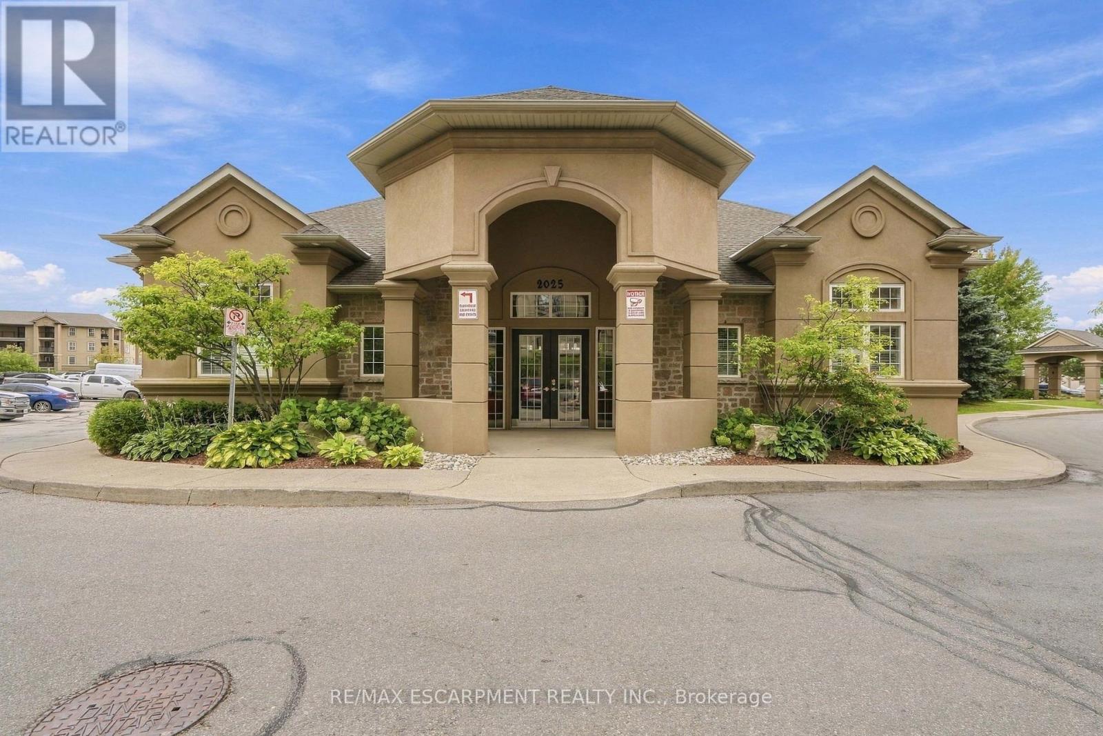 306 - 2055 APPLEBY LINE, Burlington, Ontario