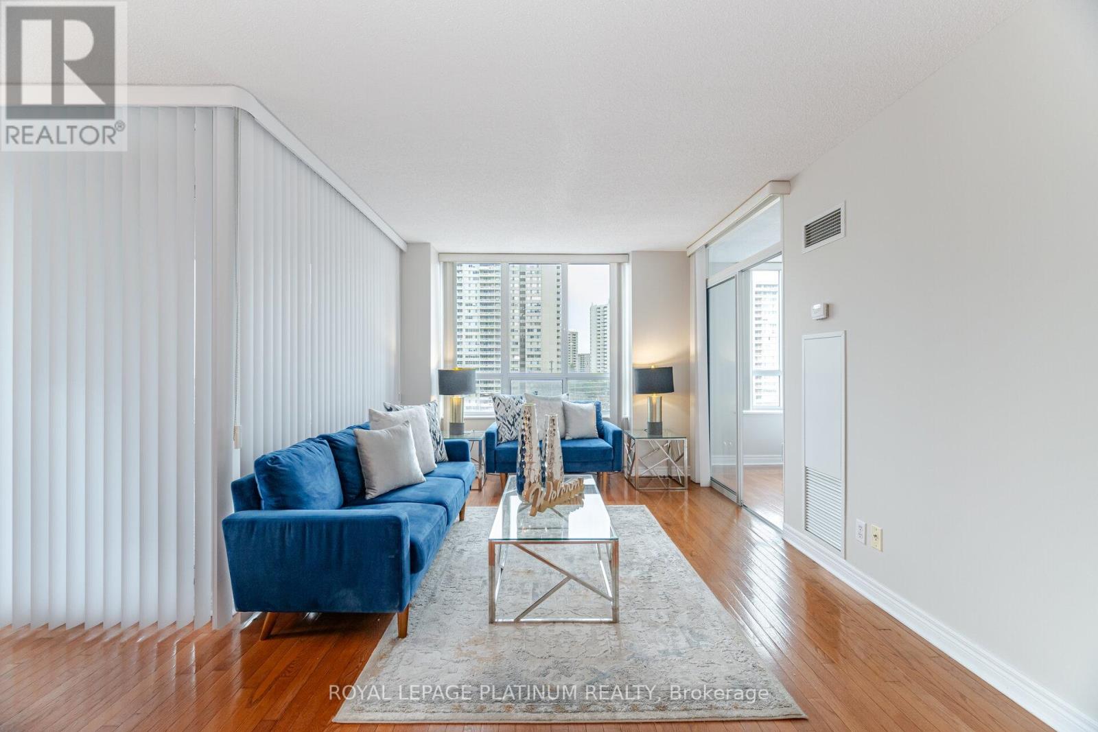 703 - 156 Enfield Place, Mississauga, Ontario  L5B 4L8 - Photo 14 - W13803260