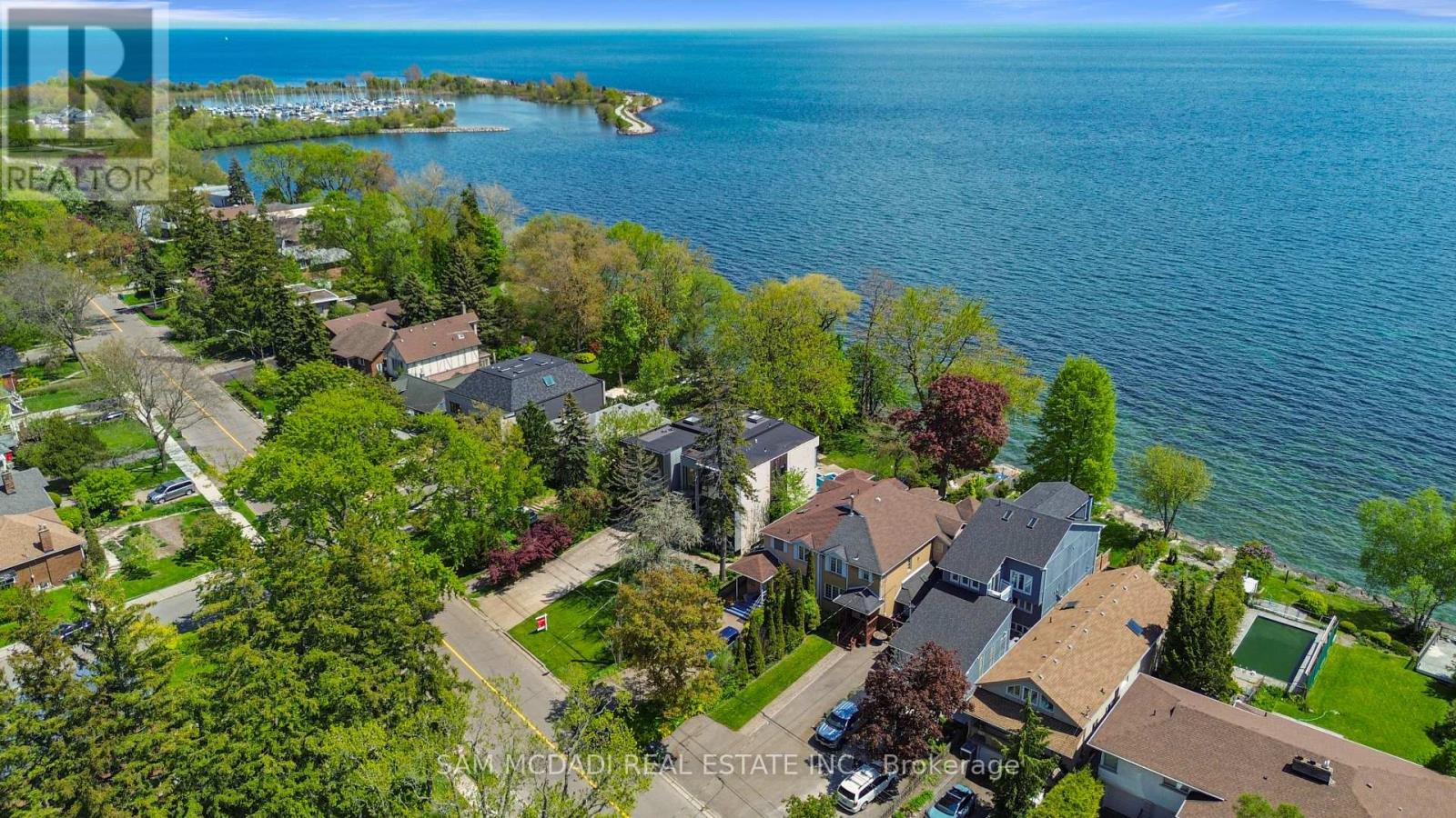 67 Lake Promenade, Toronto, Ontario  M8W 1A2 - Photo 49 - W13803302