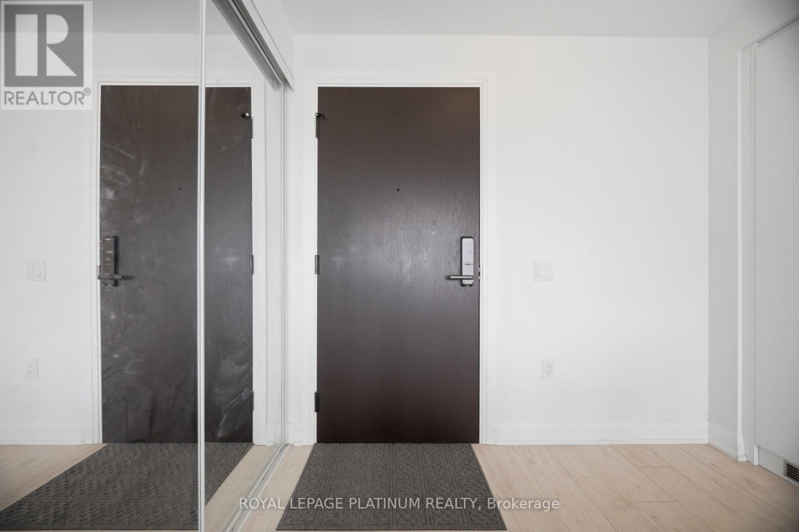 311 - 412 Silver Maple Road, Oakville, Ontario L6H 7E3 - Photo 5 - W13803324