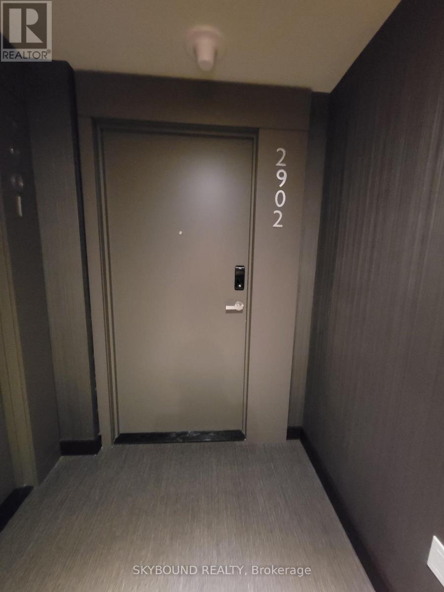 2902 - 448 Byrnhamthorpe Road, Mississauga, Ontario  L5B 0R4 - Photo 13 - W13803326