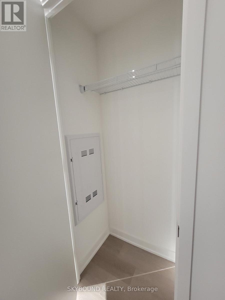 2902 - 448 Byrnhamthorpe Road, Mississauga, Ontario  L5B 0R4 - Photo 14 - W13803326
