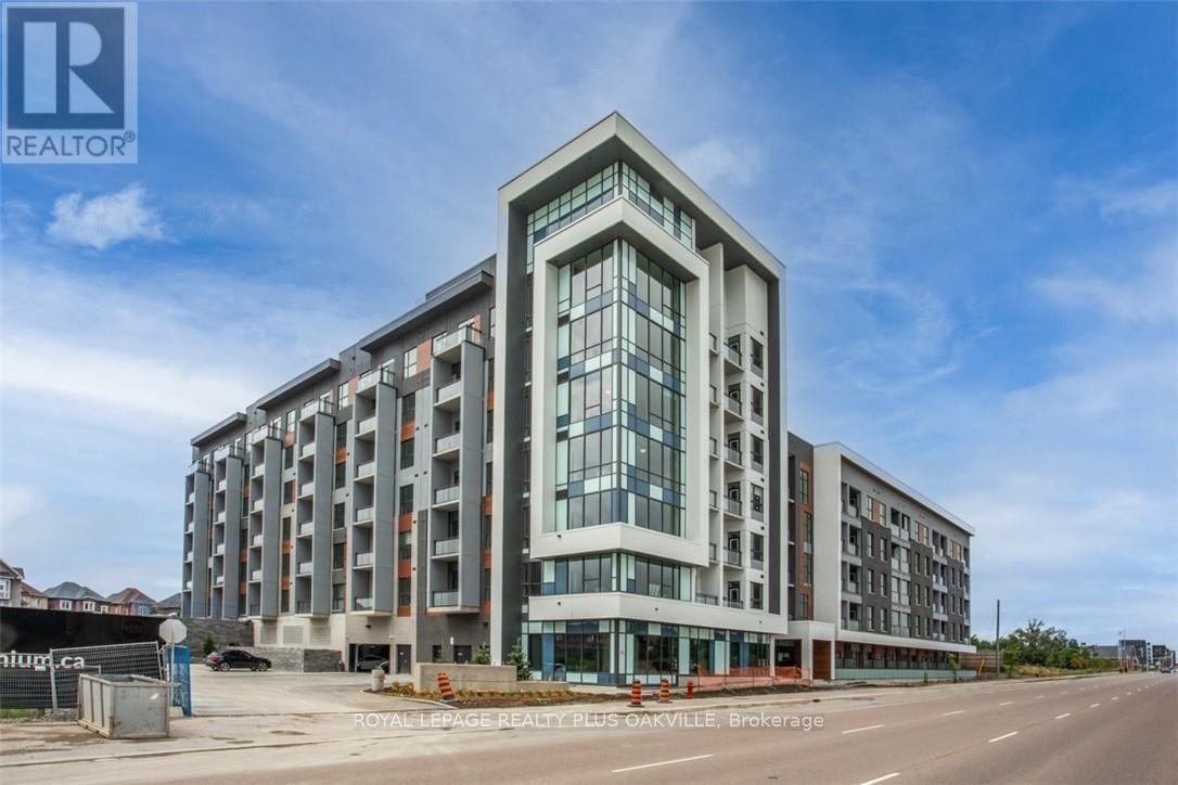 306 - 95 DUNDAS STREET W, Oakville, Ontario