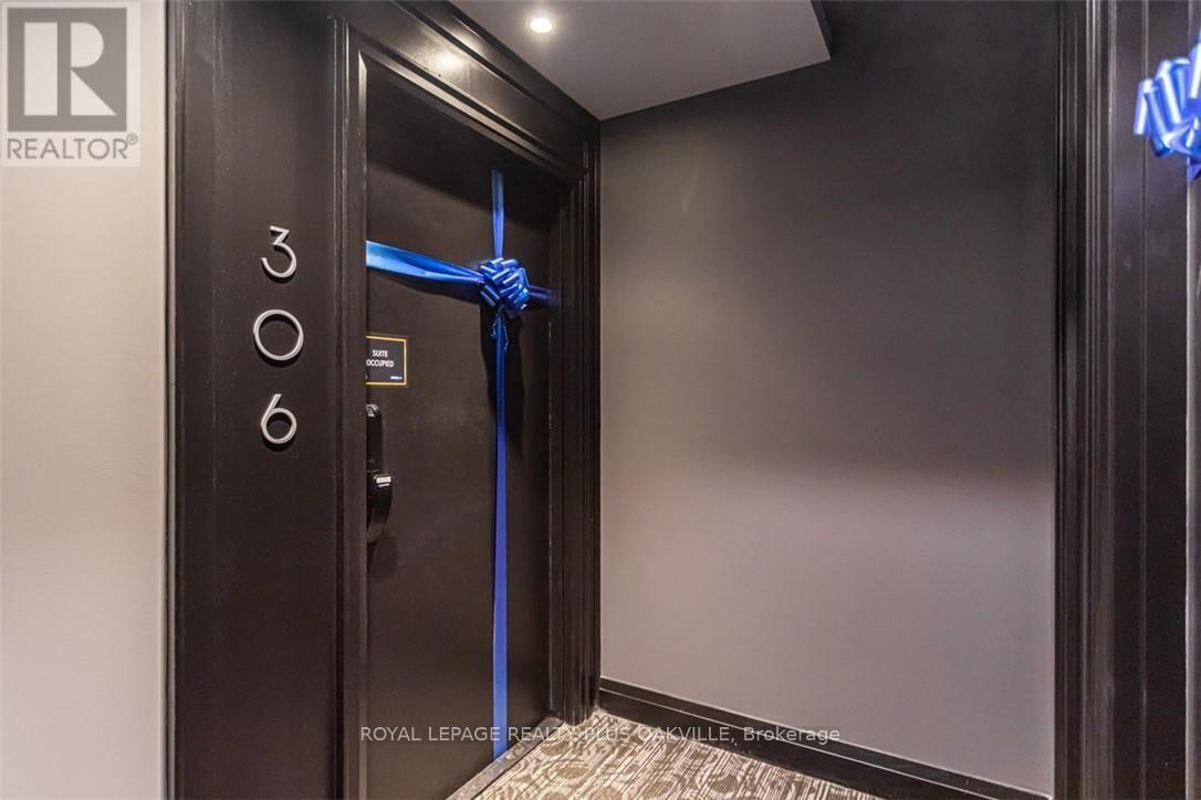 306 - 95 Dundas Street W, Oakville, Ontario  L6M 5N4 - Photo 12 - W13803360