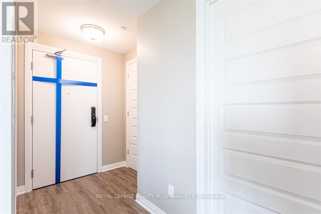 306 - 95 Dundas Street W, Oakville, Ontario  L6M 5N4 - Photo 14 - W13803360
