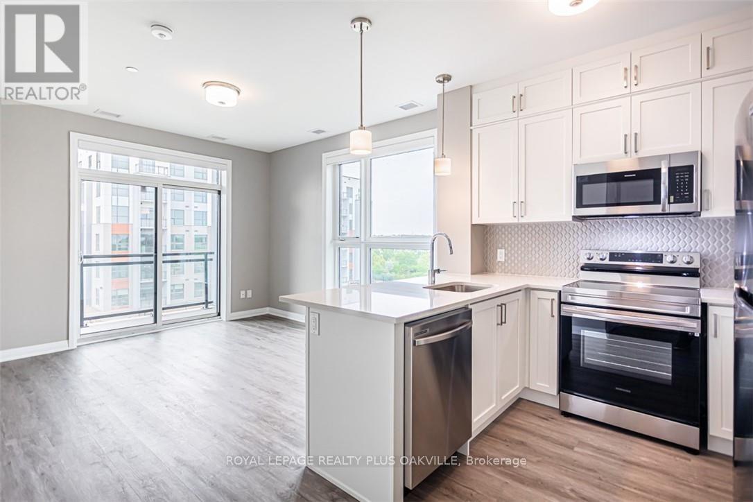 306 - 95 Dundas Street W, Oakville, Ontario  L6M 5N4 - Photo 15 - W13803360