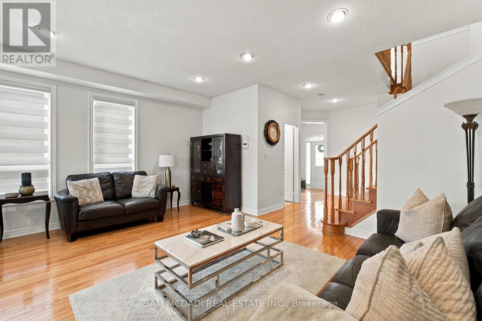 7331 Cork Tree Row, Mississauga, Ontario  L5N 8N9 - Photo 10 - W13803398