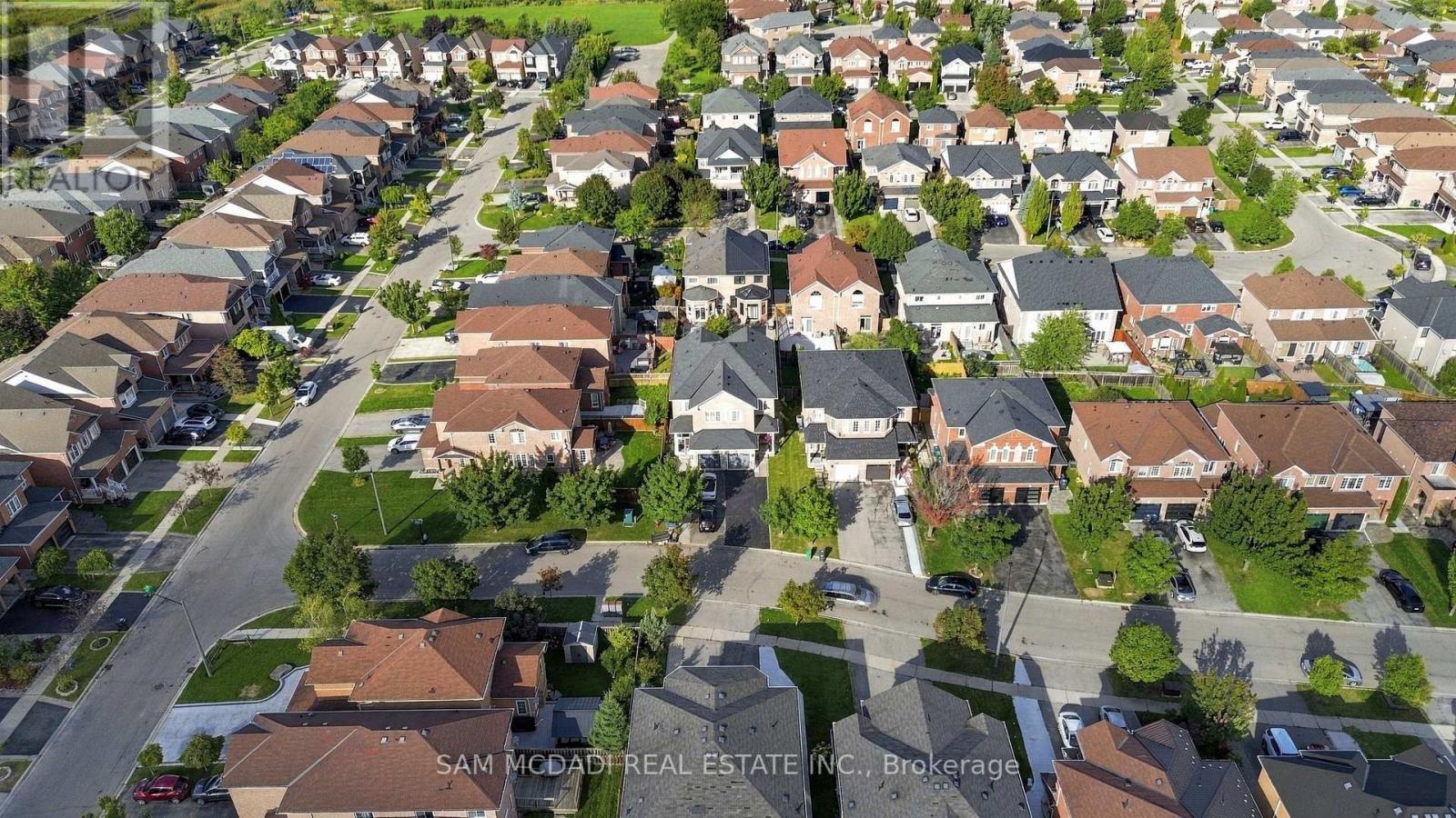 7331 Cork Tree Row, Mississauga, Ontario  L5N 8N9 - Photo 41 - W13803398