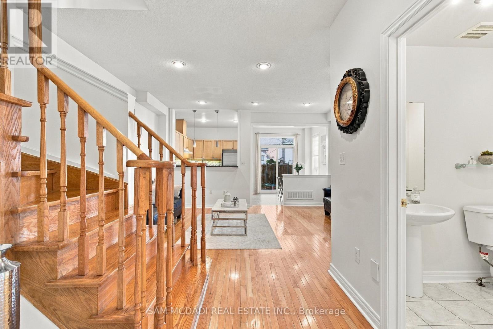 7331 Cork Tree Row, Mississauga, Ontario  L5N 8N9 - Photo 6 - W13803398