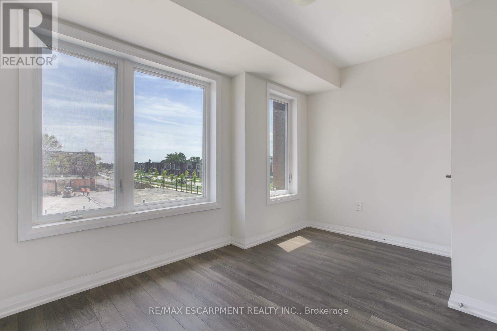2 - 130 Frederick Tisdale Drive, Toronto, Ontario  M3K 0A5 - Photo 10 - W13803412
