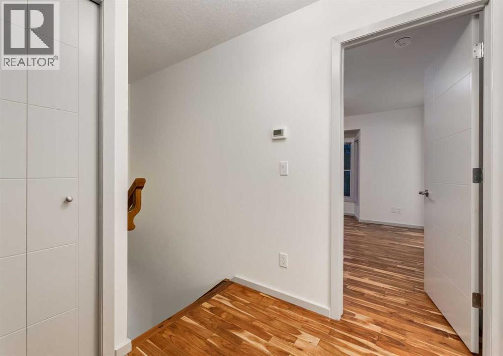 871 Oakside Circle Sw, Calgary, Alberta  T2V 4P6 - Photo 24 - A2346074