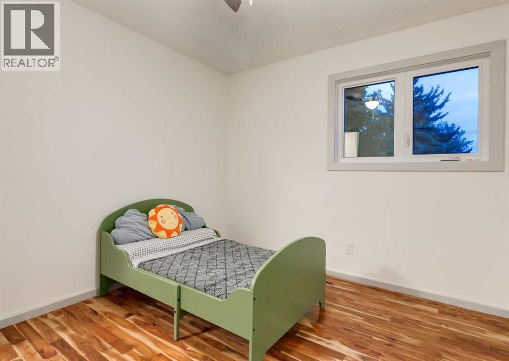 871 Oakside Circle Sw, Calgary, Alberta  T2V 4P6 - Photo 33 - A2346074