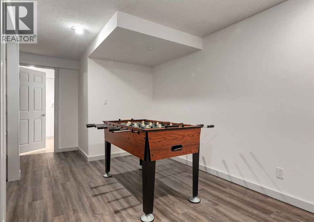 871 Oakside Circle Sw, Calgary, Alberta  T2V 4P6 - Photo 40 - A2346074
