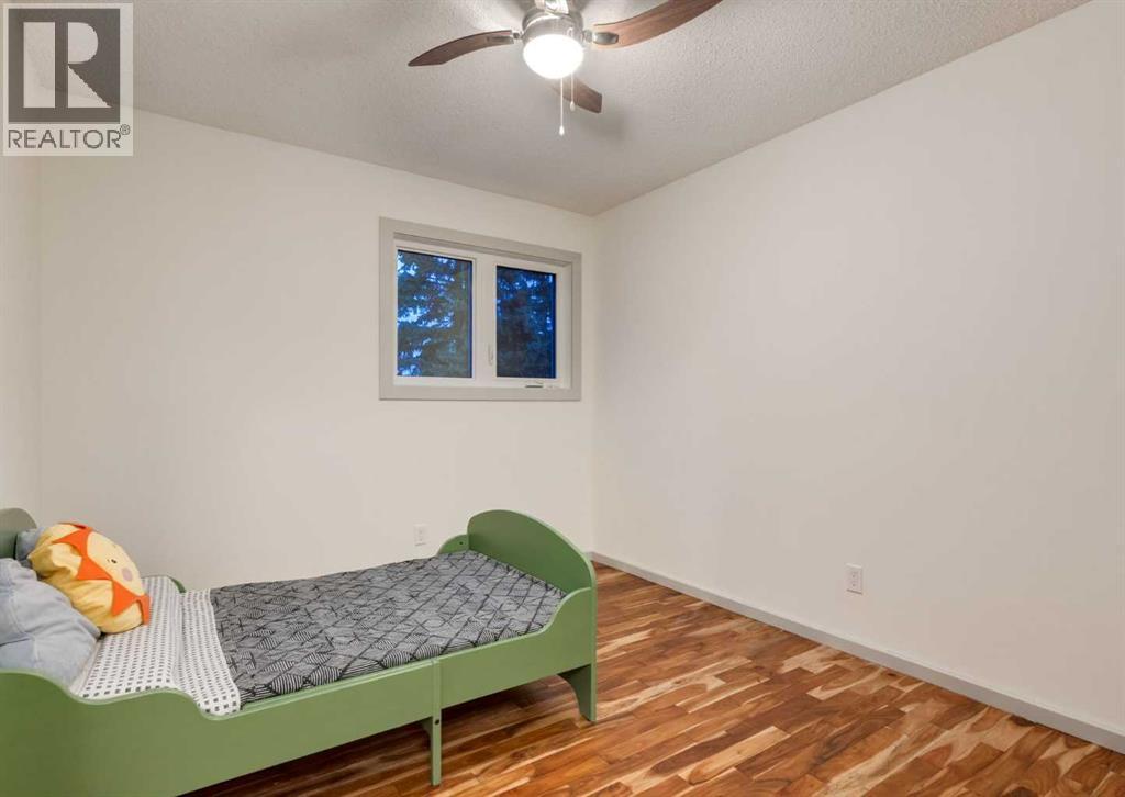871 Oakside Circle Sw, Calgary, Alberta  T2V 4P6 - Photo 32 - A2346074