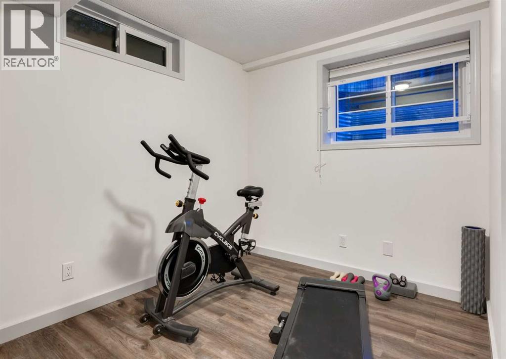871 Oakside Circle Sw, Calgary, Alberta  T2V 4P6 - Photo 46 - A2346074