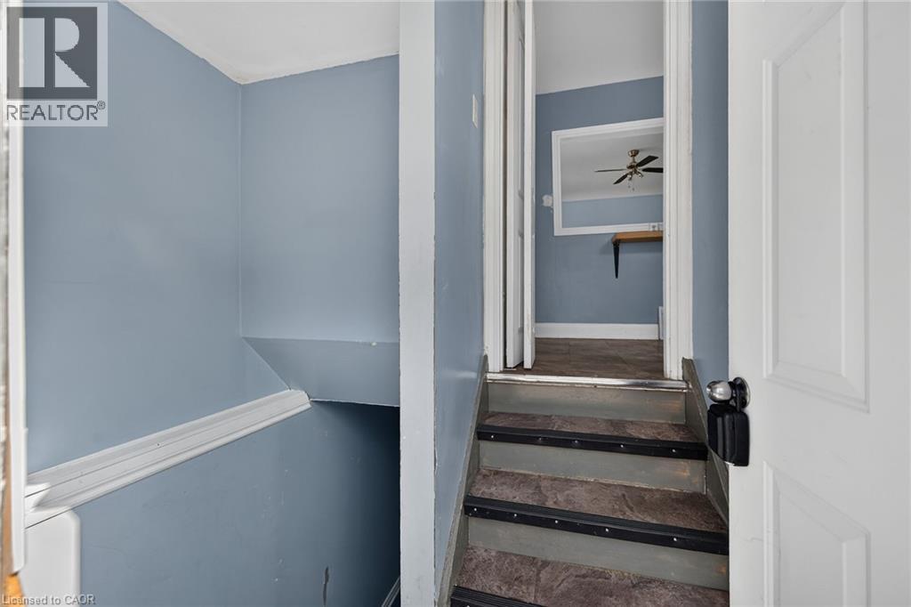 43 East 39th Street, Hamilton, Ontario  L8V 4G9 - Photo 22 - 40862626