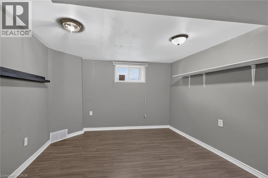 43 East 39th Street, Hamilton, Ontario  L8V 4G9 - Photo 27 - 40862626