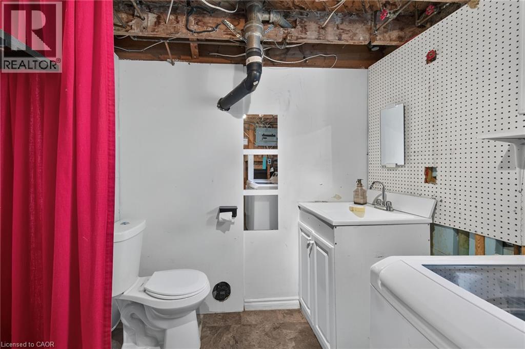 43 East 39th Street, Hamilton, Ontario  L8V 4G9 - Photo 32 - 40862626