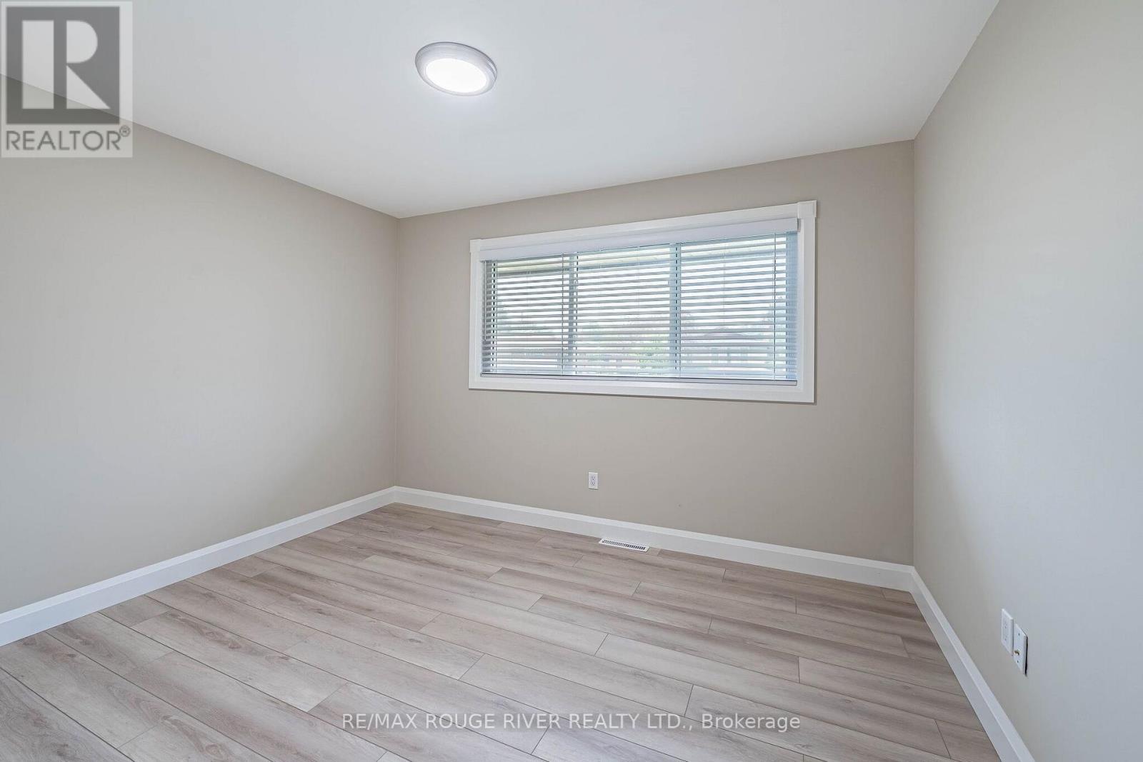 25 Clearview Heights, St. Catharines, Ontario  L2T 2W2 - Photo 24 - X13658856