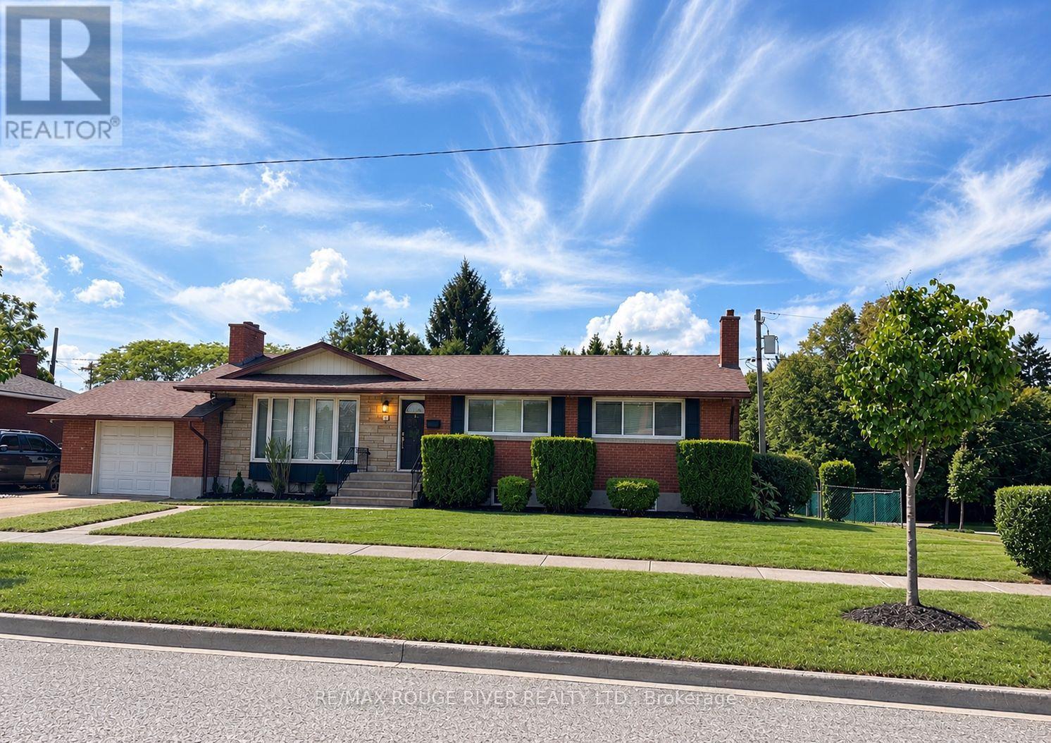 25 Clearview Heights, St. Catharines, Ontario  L2T 2W2 - Photo 50 - X13658856