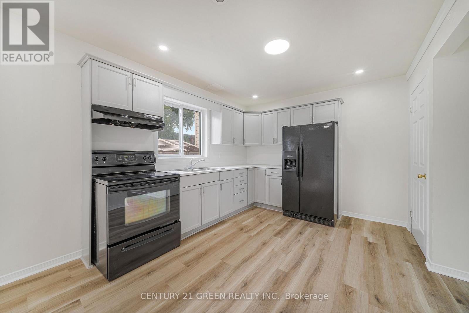 132 Carlton Street, St. Catharines, Ontario  L2R 7S6 - Photo 14 - X13803470