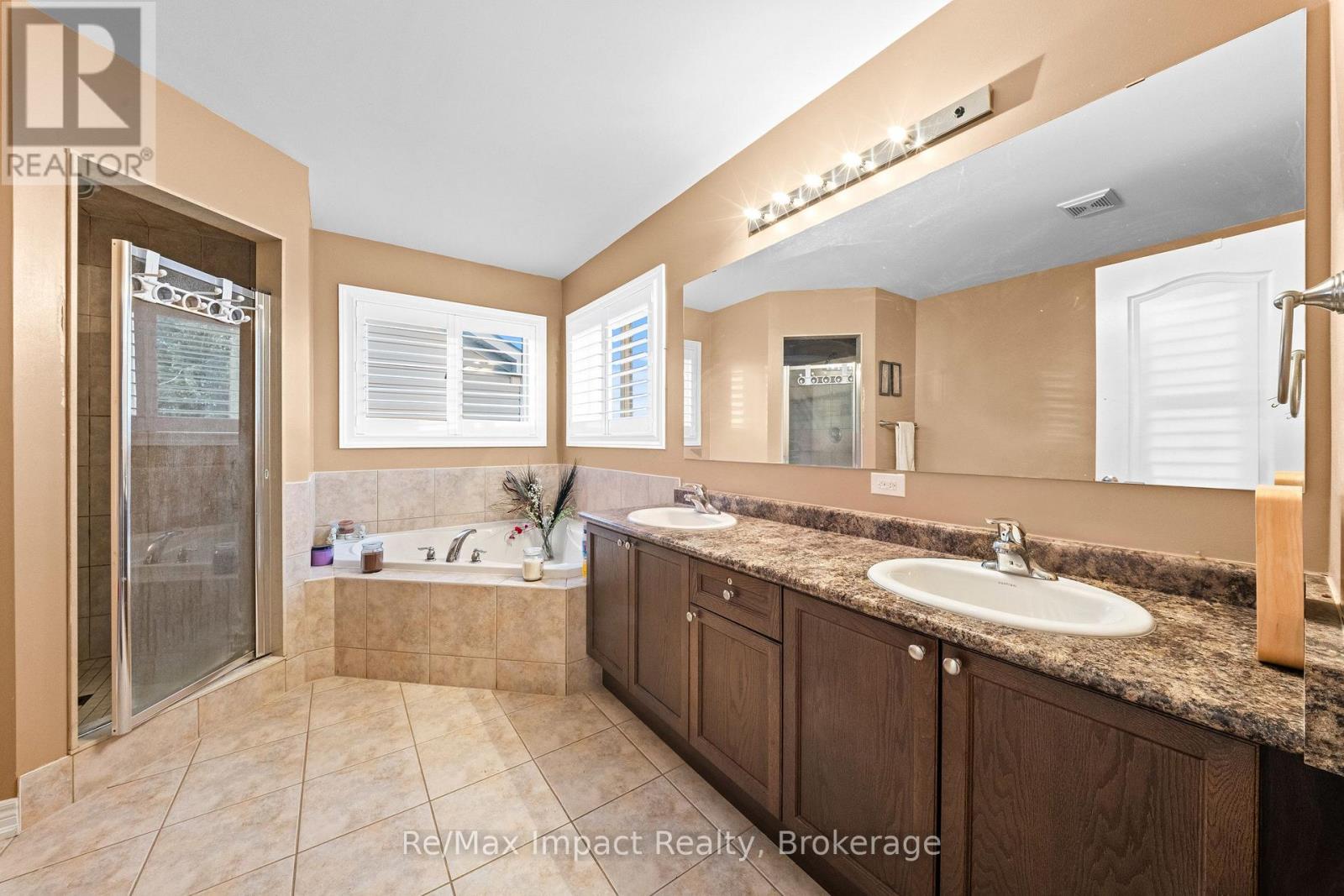 1688 Finkle Drive, Oshawa, Ontario  L1K 0H2 - Photo 11 - E13803510