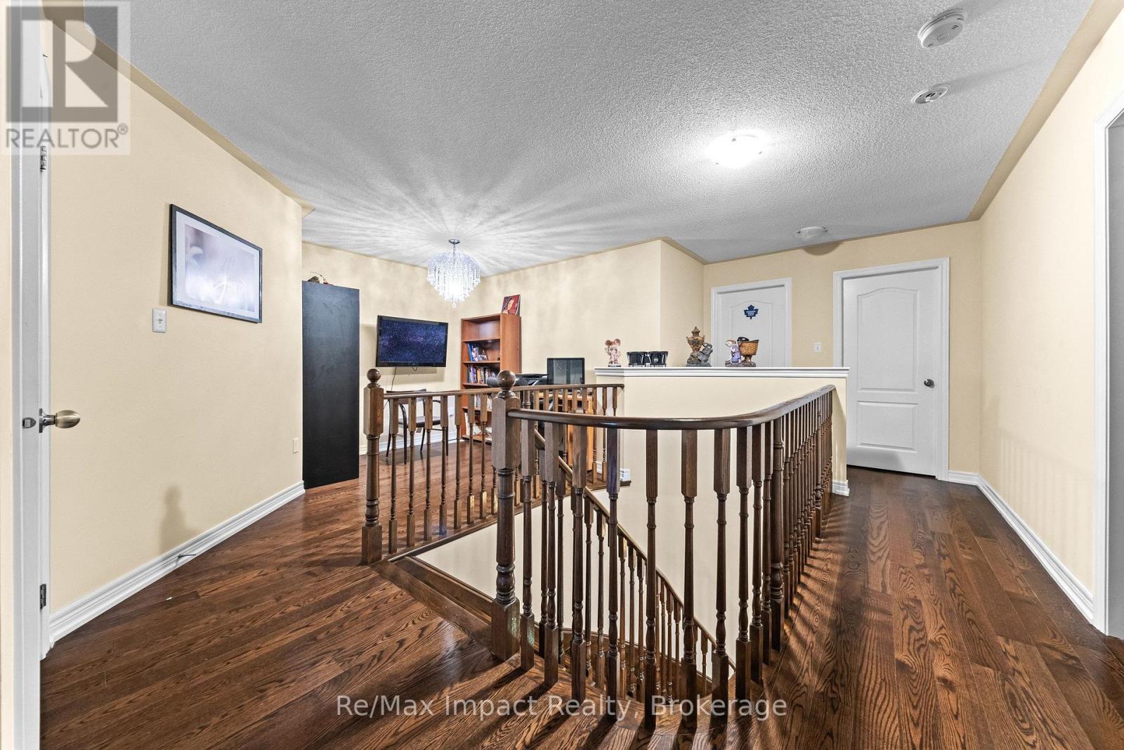 1688 Finkle Drive, Oshawa, Ontario  L1K 0H2 - Photo 9 - E13803510