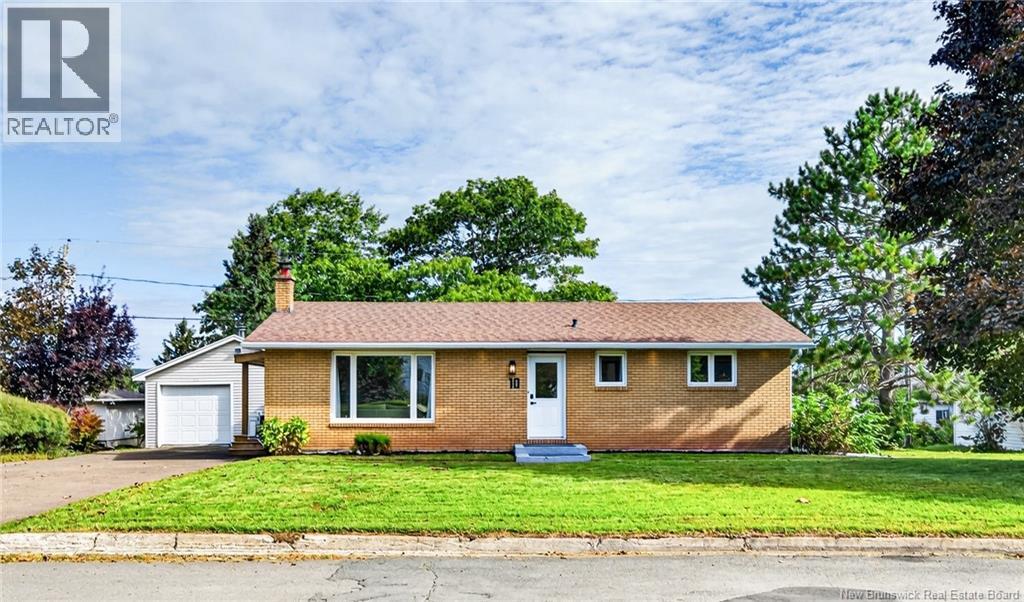 10 Kingsway Crescent, Moncton, New Brunswick