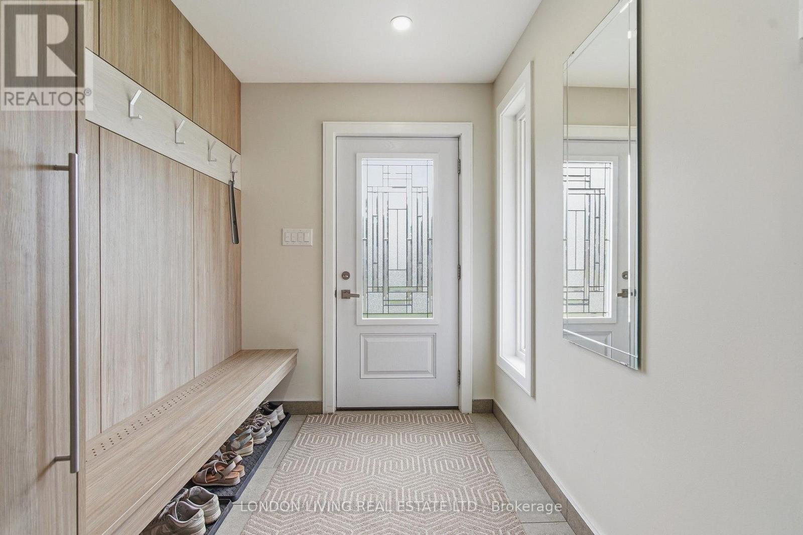 470 Coombs Avenue, London North, Ontario  N6G 1J7 - Photo 4 - X13803604