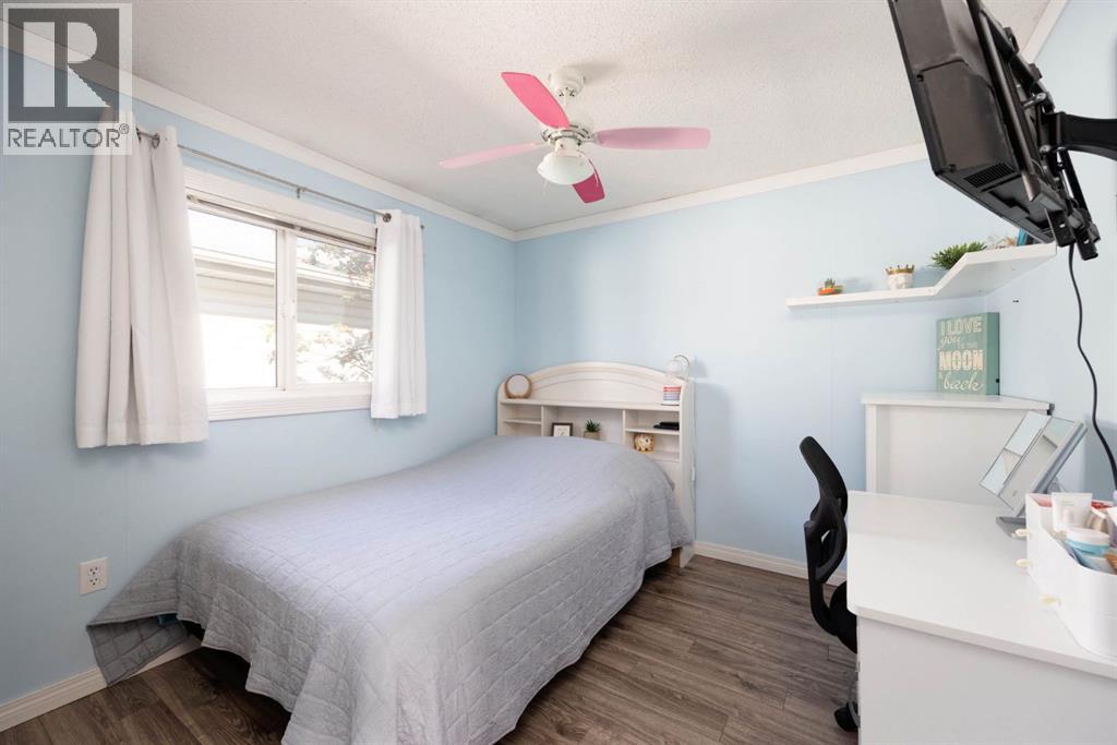 136 Sumac Crescent