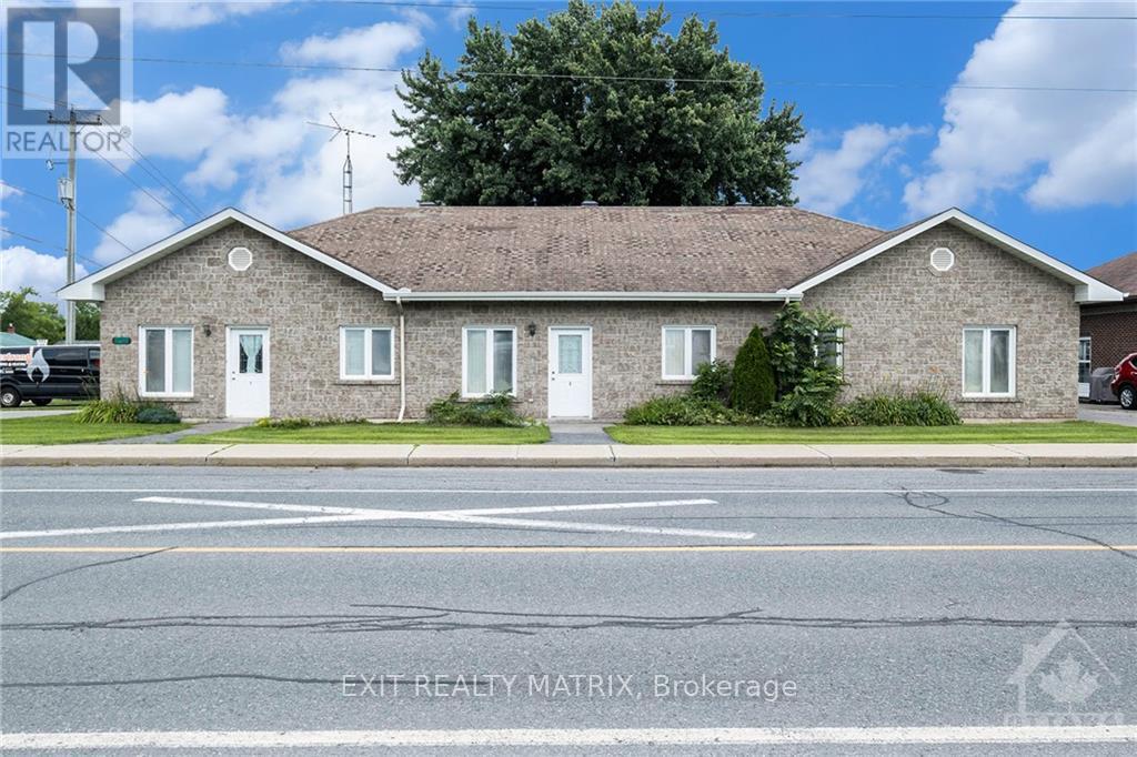 38-40 Queen Street, North Stormont, Ontario K0A 1R0 - Photo 1 - X13803610