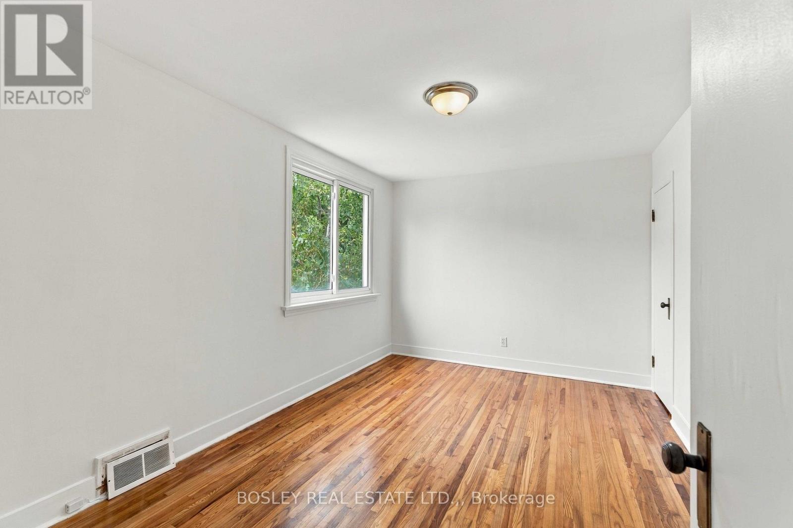 5663 Morse Avenue, Niagara Falls, Ontario  L2G 4G3 - Photo 12 - X13803528