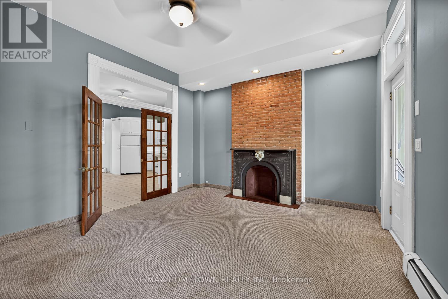 98 PINE STREET photo 9