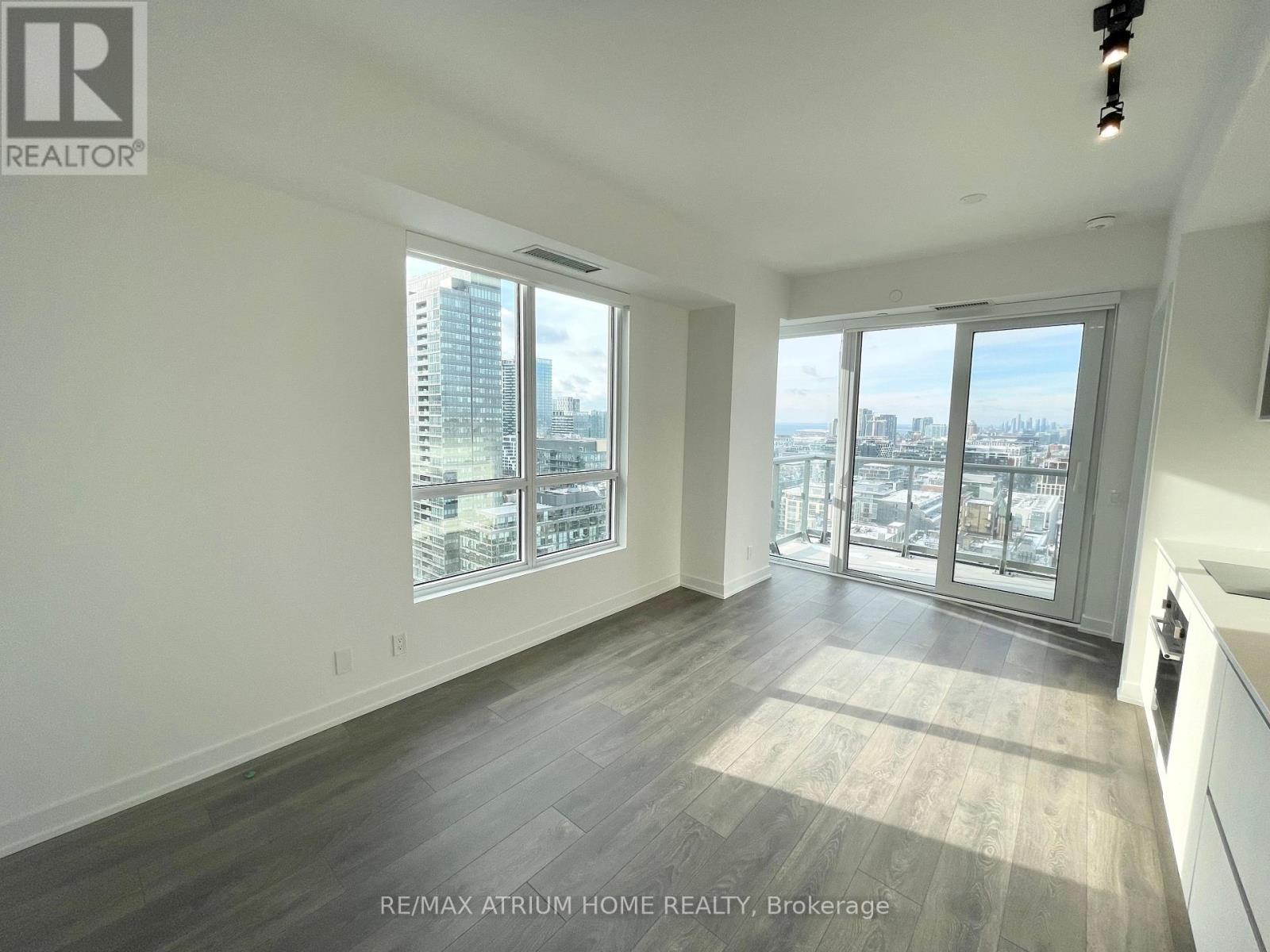 2710 - 108 Peter Street, Toronto, Ontario  M5V 2G7 - Photo 2 - C13803616