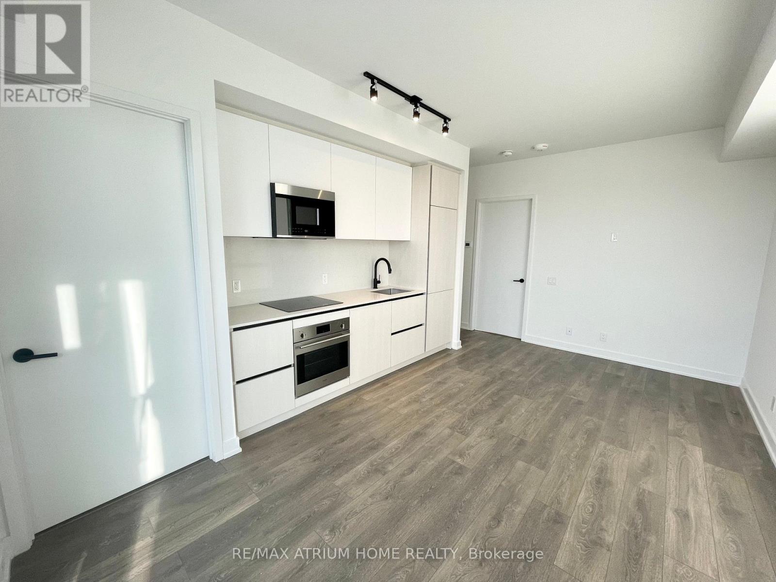 2710 - 108 Peter Street, Toronto, Ontario  M5V 2G7 - Photo 4 - C13803616