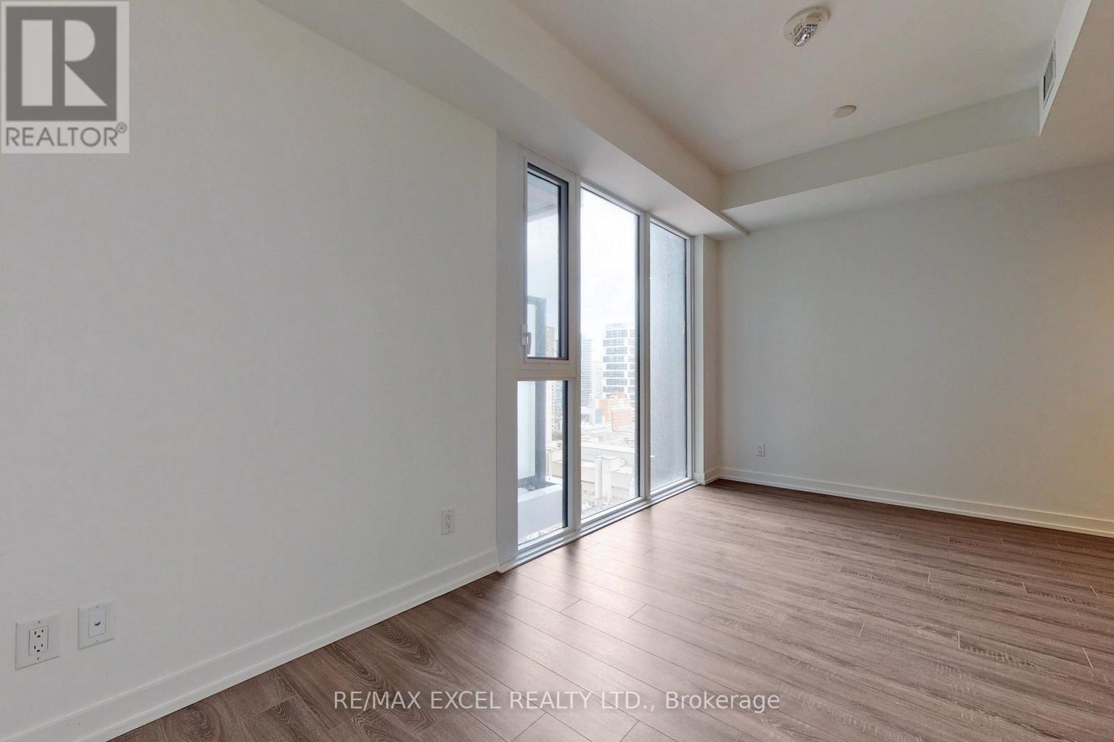 1720 - 20 Edward Street, Toronto, Ontario  M5G 1C9 - Photo 11 - C13803618