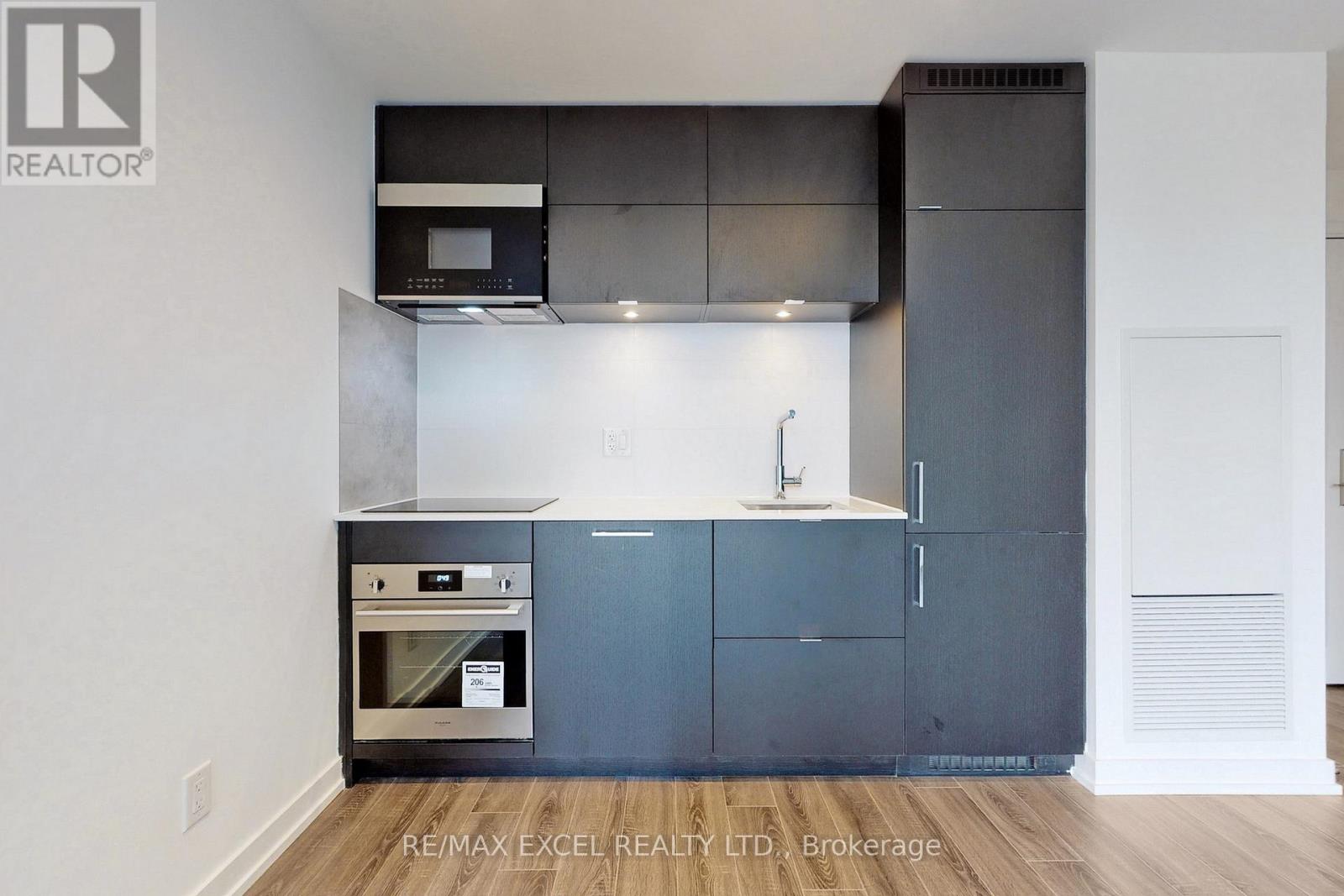 1720 - 20 Edward Street, Toronto, Ontario  M5G 1C9 - Photo 16 - C13803618
