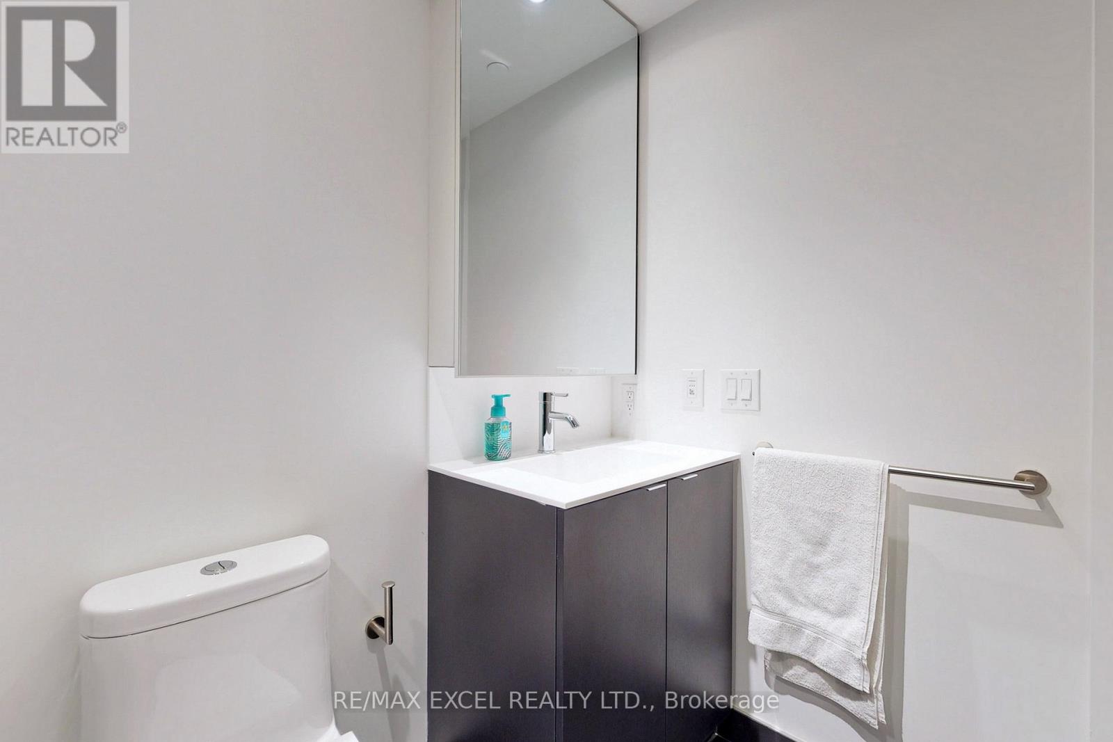 1720 - 20 Edward Street, Toronto, Ontario  M5G 1C9 - Photo 25 - C13803618