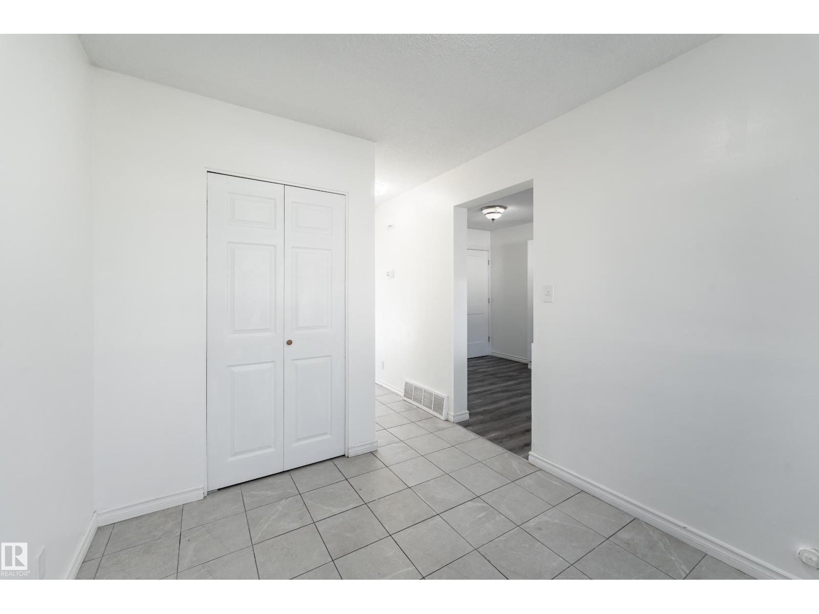 11363 22 Av NW, Edmonton, Alberta  T6J 4V8 - Photo 8 - E4509406